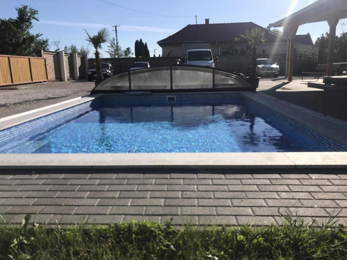 Nice Big House Balatonfenyves Εξωτερικό φωτογραφία